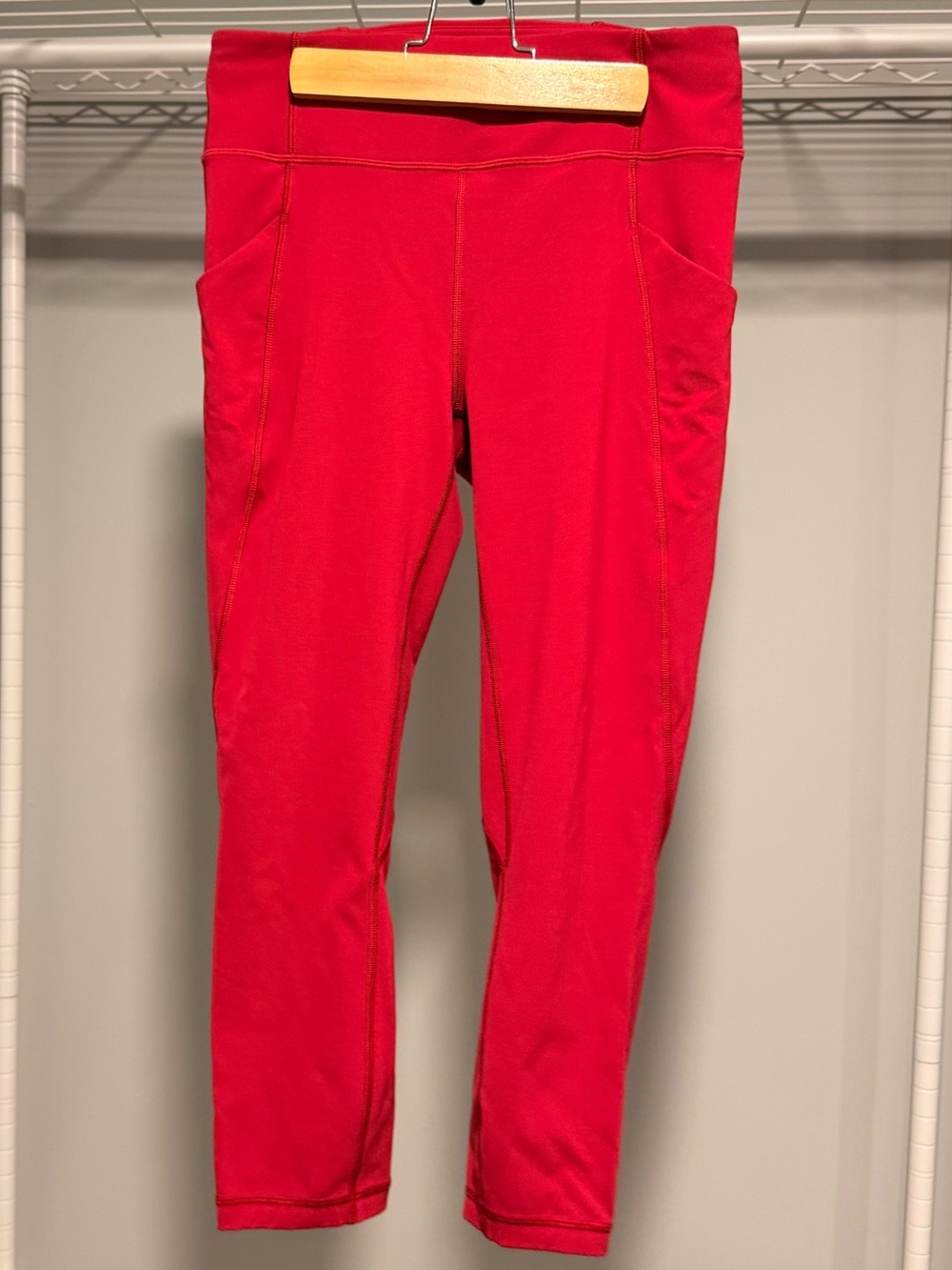 Lulu Lemon Active Crop Leggings